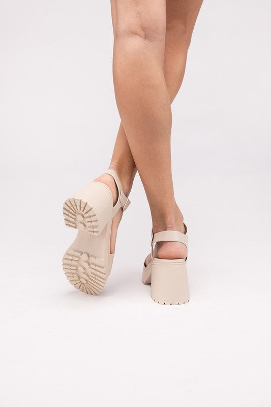 BOOMER-S PLATFORM HEEL SANDALS