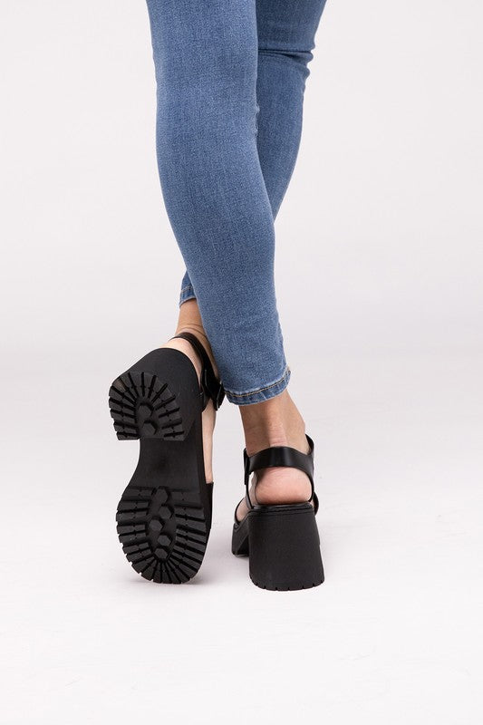 BOOMER-S PLATFORM HEEL SANDALS